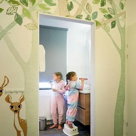 Villa With Med Children's In Limburg