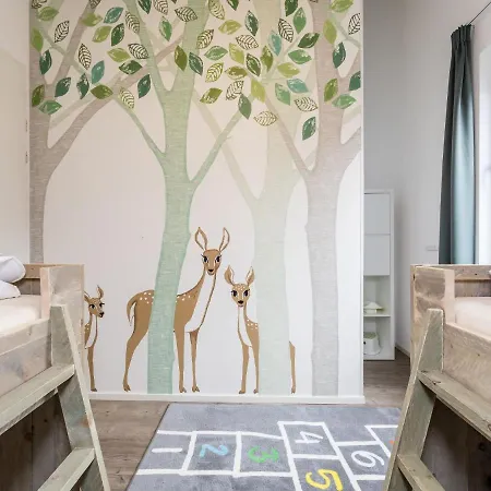 With Med Children's In Limburg فيلة *