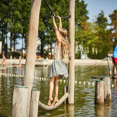فيلة With Med Children's In Limburg روخيل