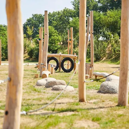 فيلة With Med Children's In Limburg *